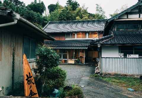 อื่นๆ Traditional Teafarmers House