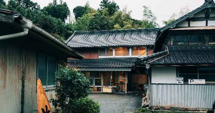 Lainnya Traditional Teafarmers House