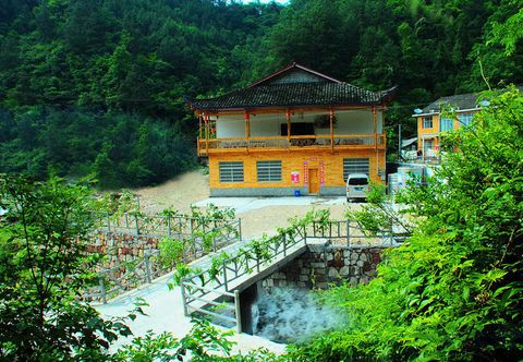Lain-lain Zhiyuan Inn