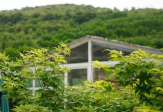 Lainnya 4 Yan'an Swallow Flower House