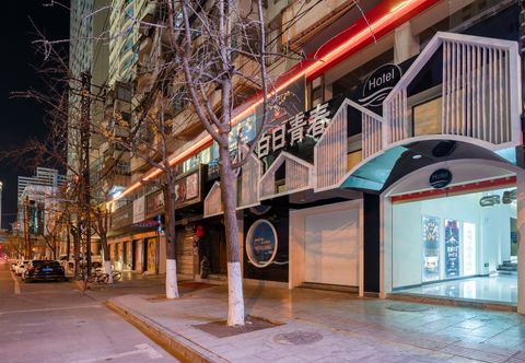 Others Kunming Day Youth Hotel (Nanping Street Dongfeng Square)