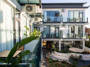 Others 4 Shuanglang Xihe Yinjuju