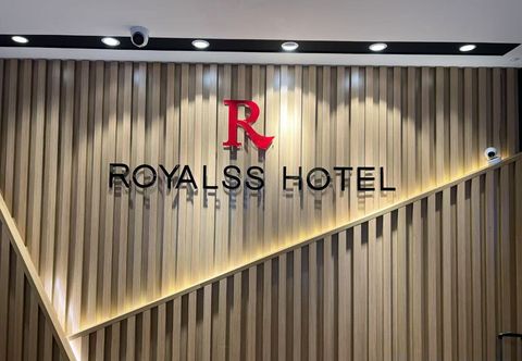 Others R ROYALSS HOTEL