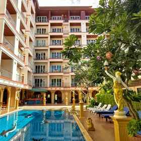 Hotel Exterior1Rita Resort and Residence Pattaya,สุขสบาย วิลล่า飯店