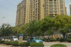 Lainnya Living in a flat