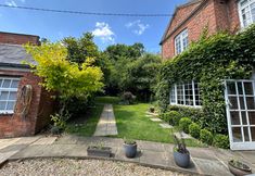 Others 6 Huntershields