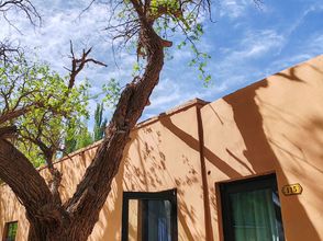 Others 4 Wushe・Play Huajing Family Resort Dock (Dunhuang Mingsha Mountain and Crescent Moon Spring)