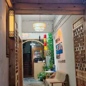 Hotel Exterior 1 Phoenix Alley Homestay, Phoenix Ancient City Hotels