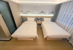 Others 5 Harbin Amur Hotel (Central Street Sophia Church)