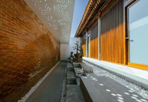 Others s p ri n g B re e ze R e so rtHomestay