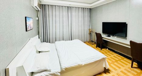 Others 2 New Times Hotel