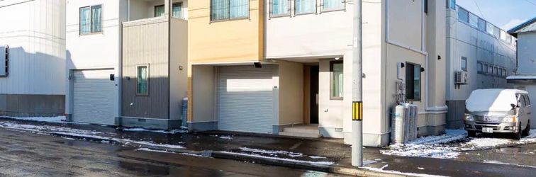 Others GUEST HOUSE EARTH -THE SUN