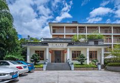 Others 4 Cloud Mountain Lodge