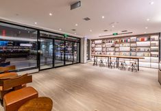 Lain-lain 6 HanTing Hotel (Changchun Exhibition Center Motian Vitality City)