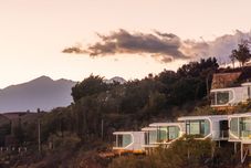 อื่นๆ Dali Muhai Yangshan Space Capsule Cliff Seaview Hotel