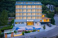 Others Park Su Qidu Homestay (Yulong River Branch of Shili Gallery)