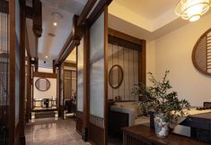 Others 7 Qianna Hotel (Xi'an Bell Tower Huimin Street Subway Station)