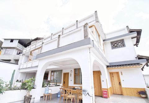 อื่นๆ autumn inn