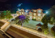 Lainnya 3 Three li long gorge lake house