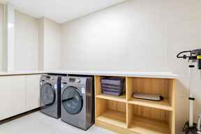 Lavande Hotel (Hohhot East High-speed Railway Station Airport)