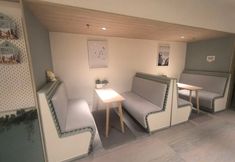 อื่นๆ 6 Extraordinary Cinema Hotel