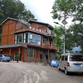 Hotel Exterior1Mid-Hill Cottage & Panoramic Mountain House,岑巩县飯店