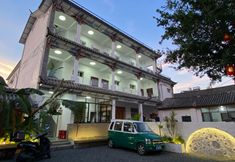 Lain-lain 5 Mr. Fu's Hotel