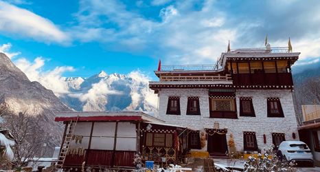 Others 2 Danba yunshangzangjia Resdrt Hotel