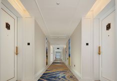 Others 5 Vienna International Hotel (Shehong Tulip hotel)