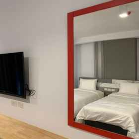 Hotel Exterior 1 The Key Point Hotel, Let's Relax Spa - Ratchadaphisek (Ibis) Hotels