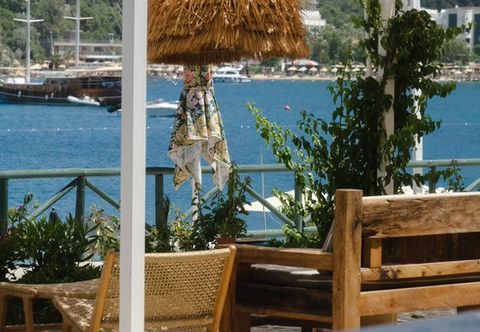 Others The Diplomat Hotel