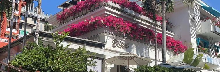 Others Beautiful Villa Homestay (Dadonghai)