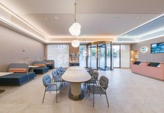 Others 5 Hanting Hotel (Jingjiang Bus Station Food Street Branch)