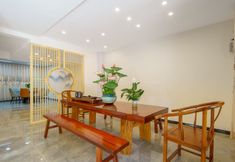 Others 4 Fuxian Lake · Luxury Yuexi Homestay (Fuxian Lake Starlight Night Market)