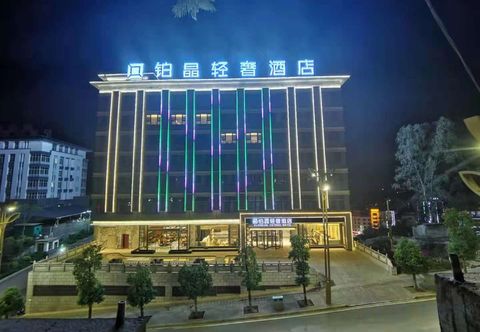 Others Platinum Crystal Hotel