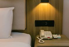 Others 7 HanTing Hotel (Xi'an Yanta West Road Art Academy)