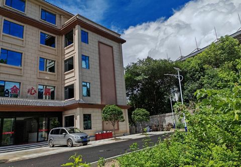 Lainnya Hexinju (Kailinan Railway Station Kaili University)