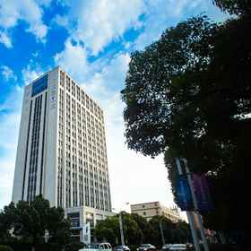 Hotel Exterior 1 Yiju Life Hotel (Hangzhou Zhejiang University Zijingang), Express By Holiday Inn Putuo Shanghai-Catering Hall Hotels