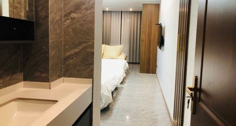 Others 2 Longzhiyue Homestay (Dongguanjie Meishiguangchang)