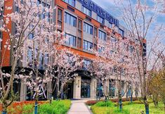 Others 6 Atour Hotel (Shanghai New International Expo Center Yanggao South Road Metro Station)