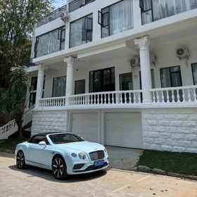 Hotel Exterior 1 三亚半山半海民宿, ビューティクラウングランドシアター ホテル