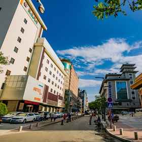 Hotel Exterior1Nanfang Hotel (Zhonglou Subway Station Branch, Huimin Street, Xi'an),西安飯店