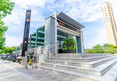 Others 2 Dream Cinema Hotel