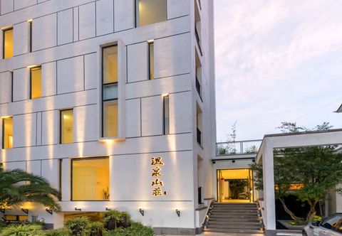 Khác Hot Spring Resort Hotel