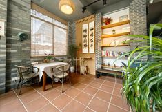 Others 6 Moon River Inn