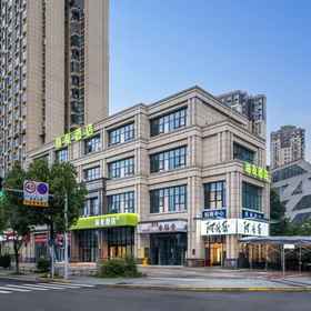 Hotel Exterior 1 Hi lnn Hotel (Chengdu East Railway Station Branch), Hotel Daerah Jinjiang