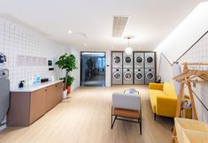 Others 5 Atour Hotel (Wuhan Optics Valley Plaza Yangjiawan)