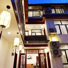 Hotel Exterior 1 Chongfeng Yard Guesthouse, Phoenix Ancient City Hotels