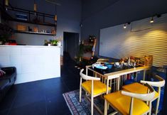 Others 6 Shanghai Suyin Chinese Inn