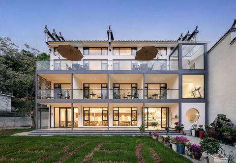 อื่นๆ Returning to the original heart of seclusion, the beautiful abode